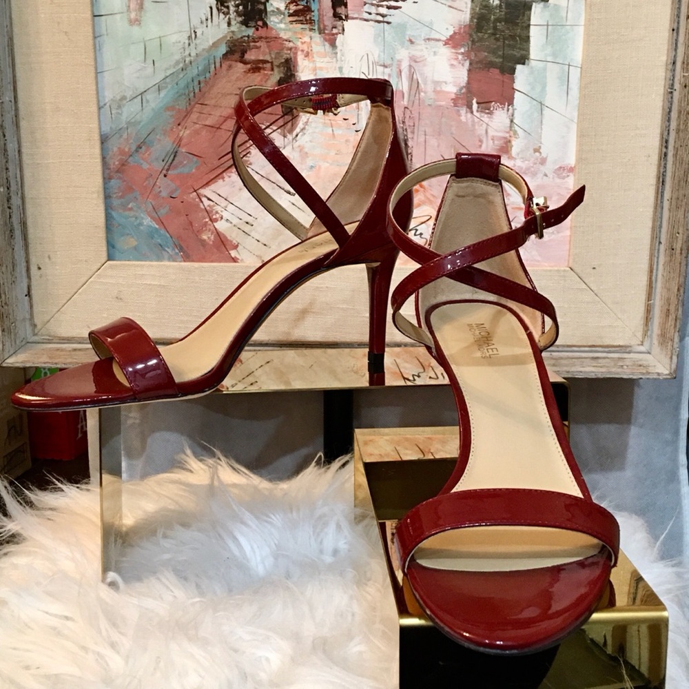New! Michael Kors Ankle Strap Heels. size 7.5. Burnt sienna red. Patent leather.